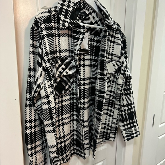Plaid Shacket by Autres Filles | Size M - Picture 6 of 9